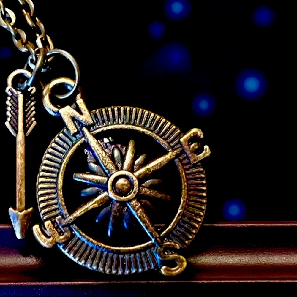 Vintage Style Compass and Arrow Pendant Necklace Dungeons and Dragons Ranger